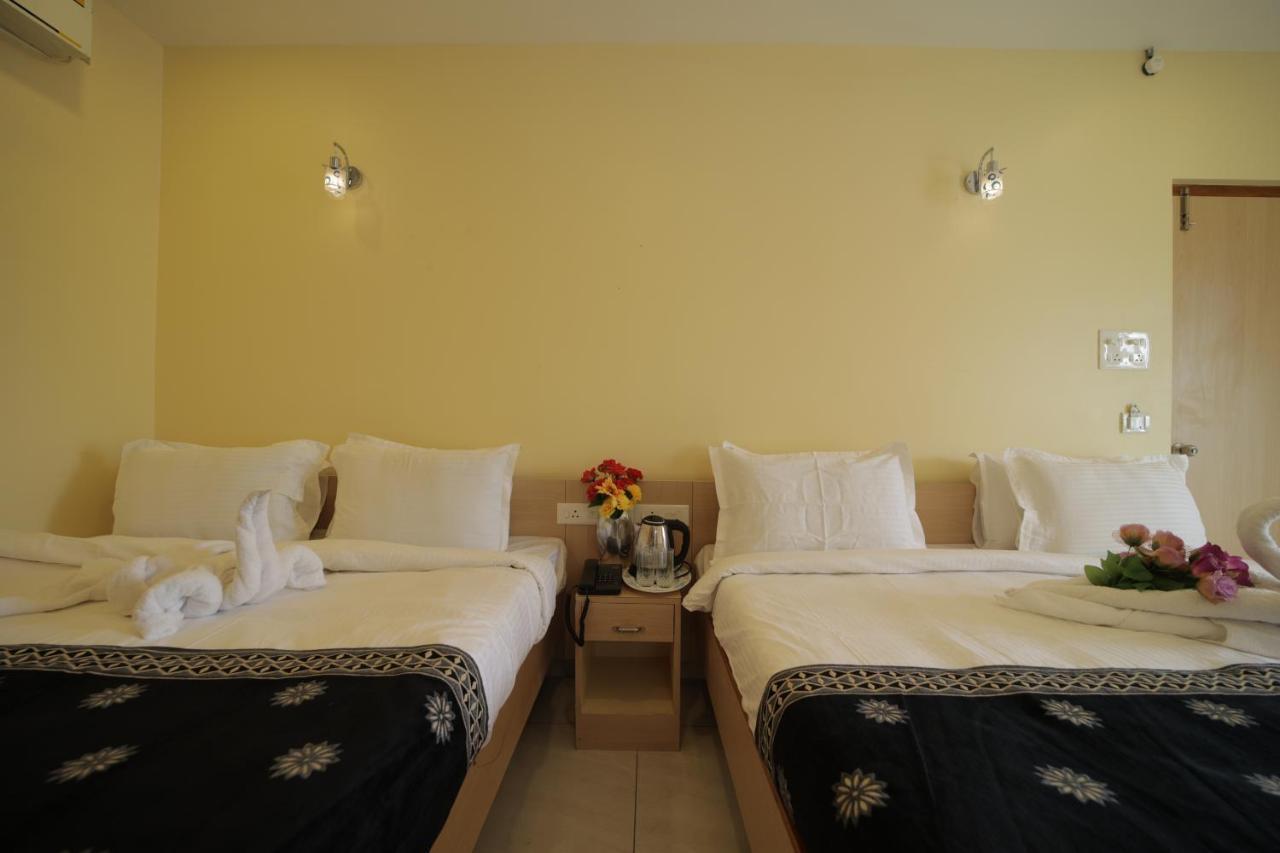 Nadanam Inn Pondicherry Exterior foto